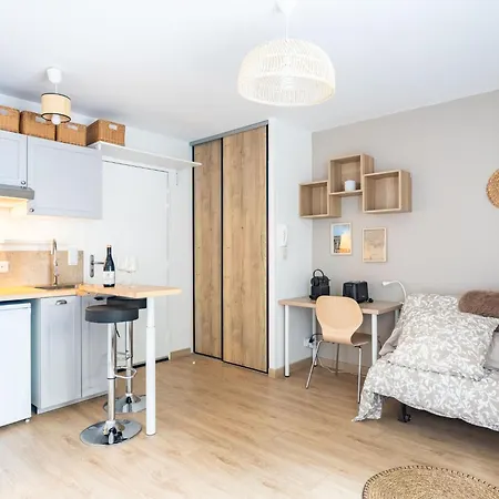 Appartement Theleme By Interhome Toulon
